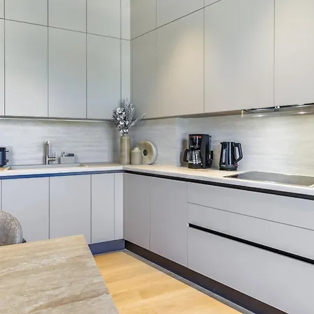 Cavo Mare * سكوبيلوس تاون